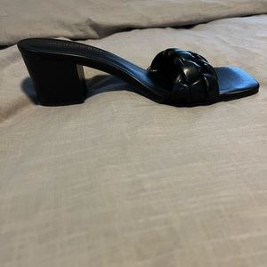 Black Steve Madden Braided Heels